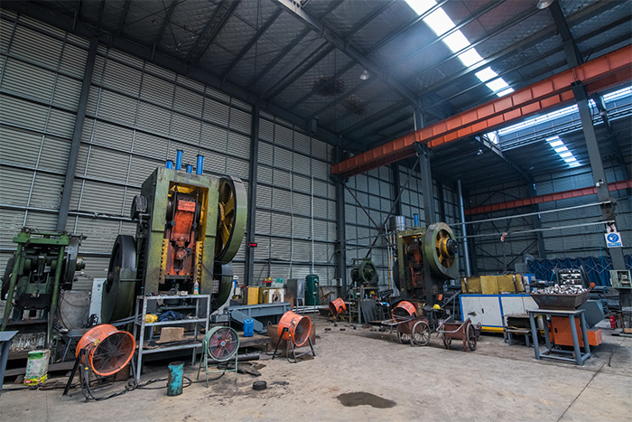 格尔木网架配件-锥头加工车间